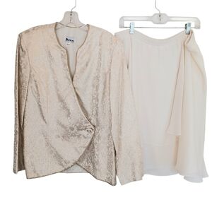Patra Suit‎ 2 PC Size 14 Gold Blazer with Flowy Layered Skirt Cream/Gold